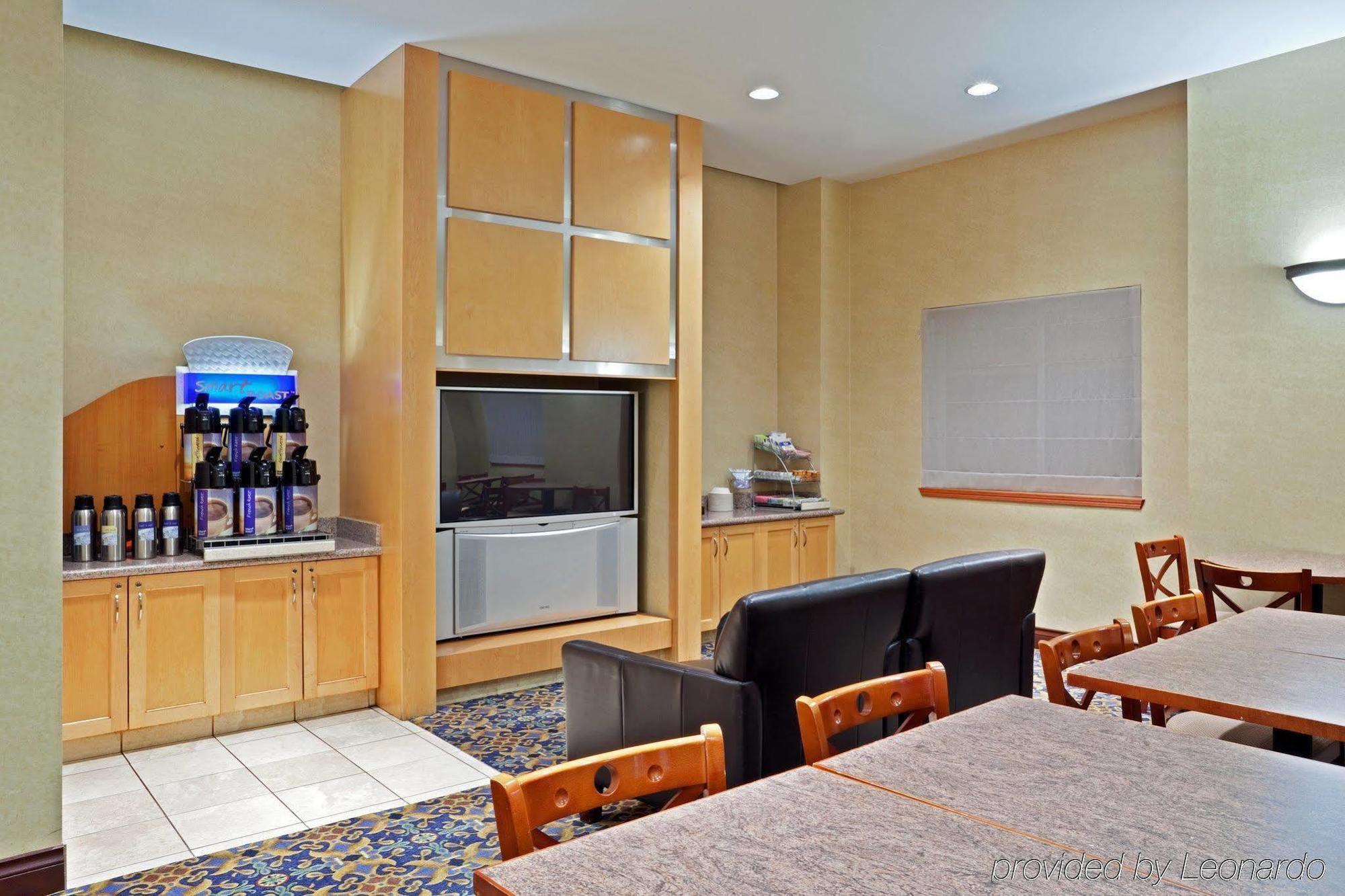Holiday Inn Express & Suites Seattle - City Center Exterior foto